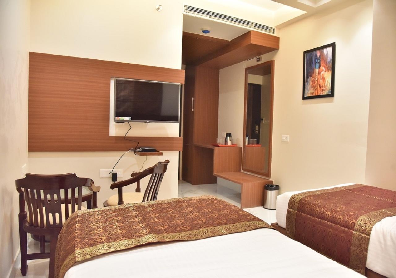 Hotel Rk Grand 바라나시 외부 사진